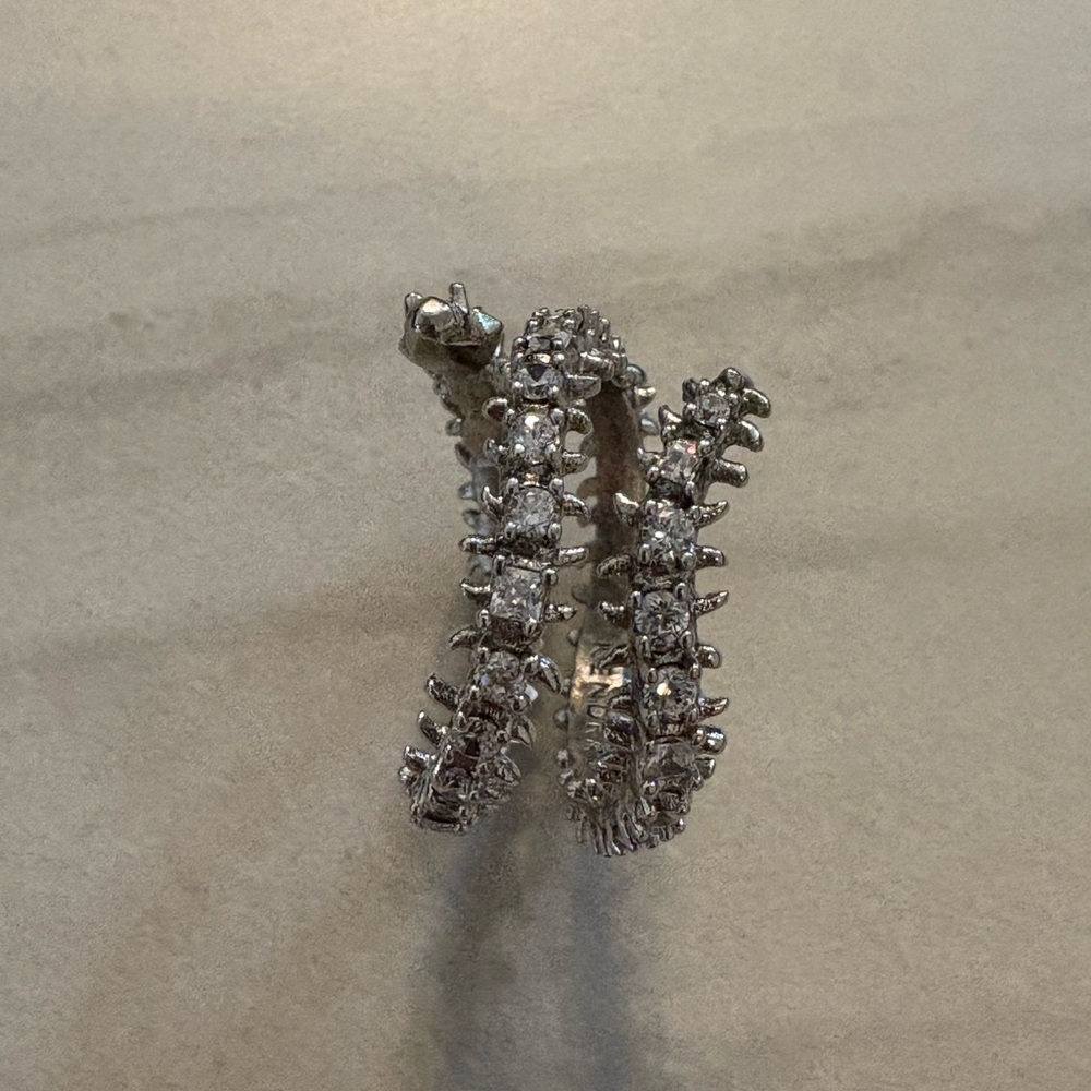 Kendra Scott Rhodium Beck ring- size 7 - Picture 2 of 2